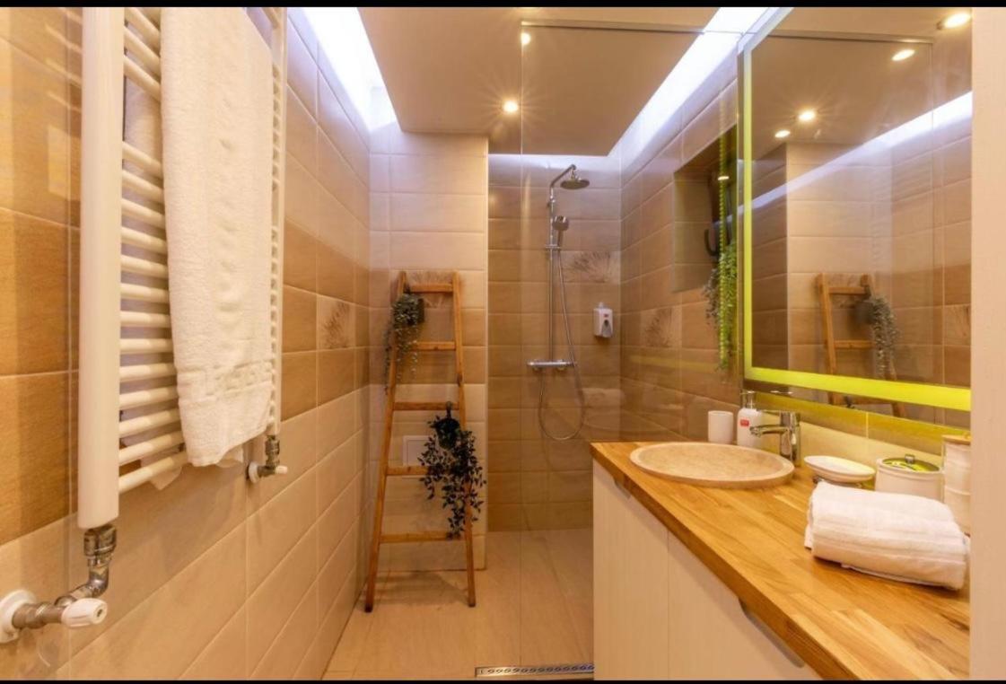 Downtown Oasis Unirii Apartment Bucureşti Eksteriør bilde